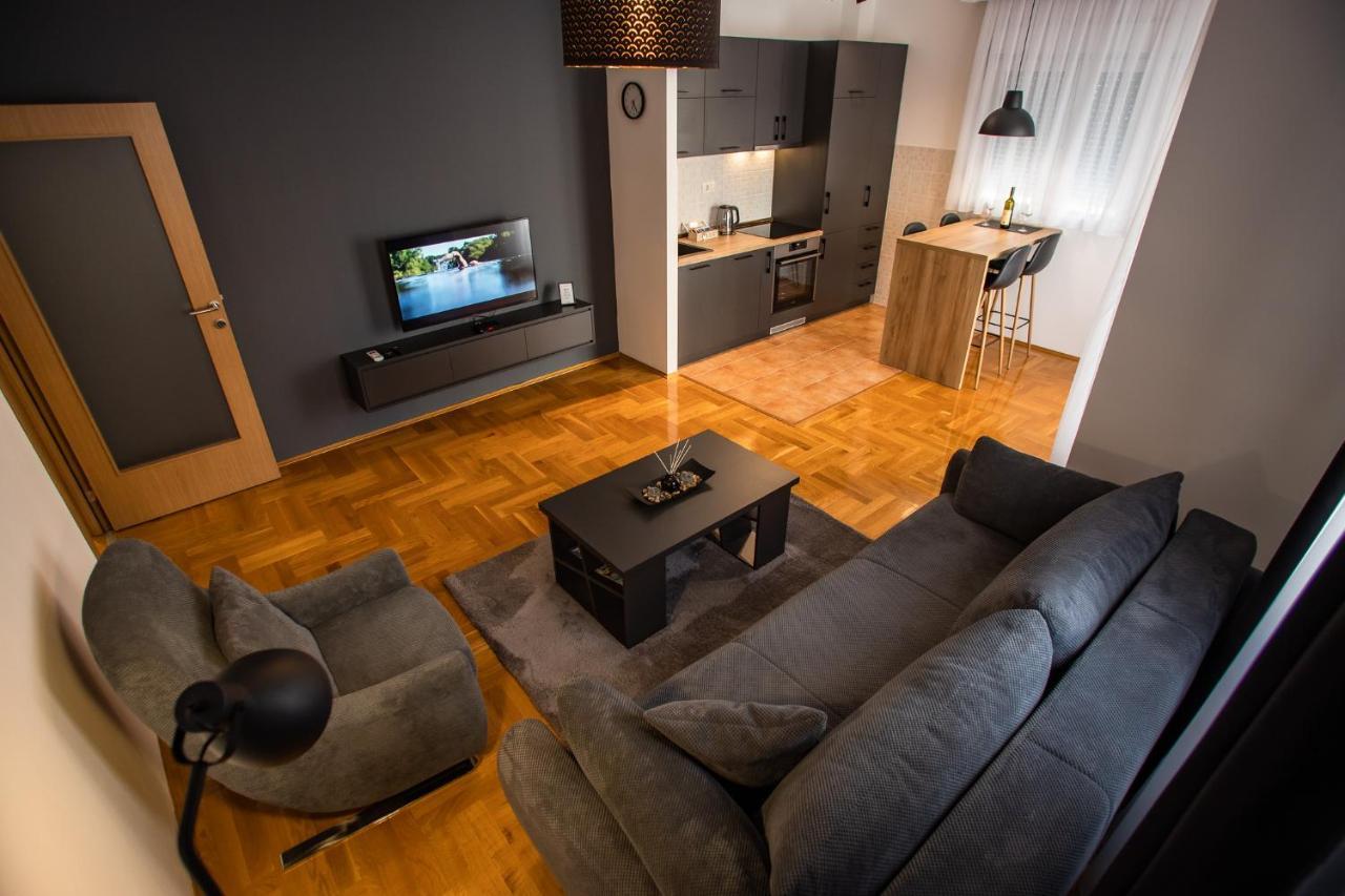 Apartment פודגוריצה מראה חיצוני תמונה