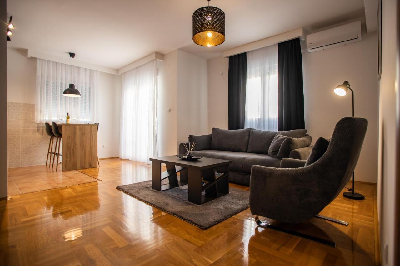 Apartment פודגוריצה מראה חיצוני תמונה