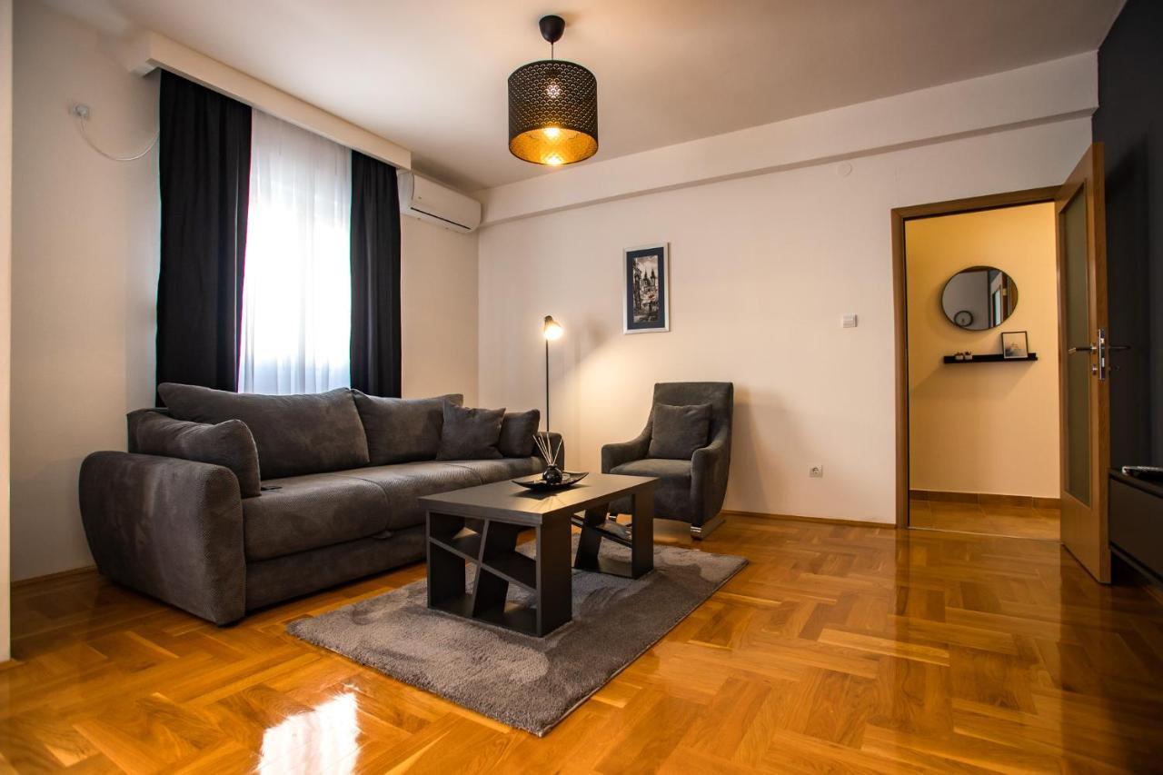 Apartment פודגוריצה מראה חיצוני תמונה